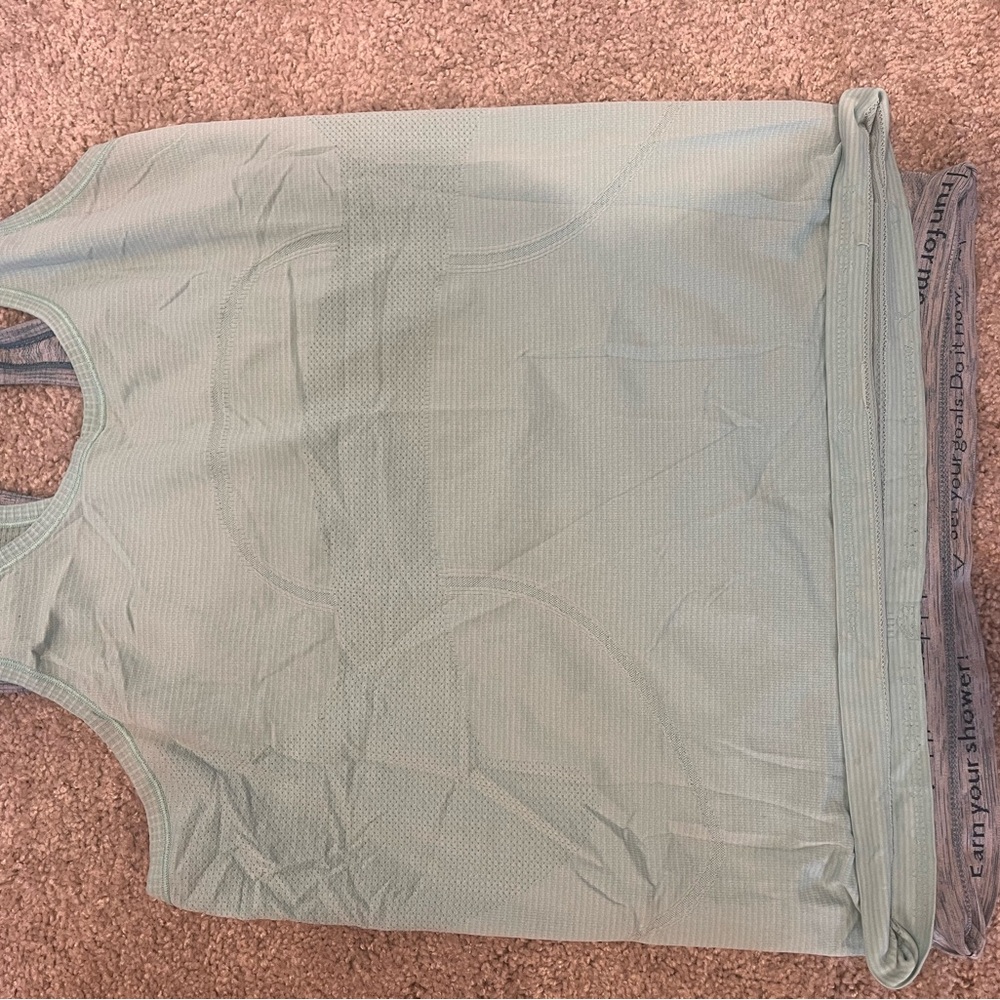 2 Lululemon Run Swiftly Tanks (x2) sz 10